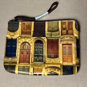 NWOT Patricia Nash Women’s Cassini Wristlet Clutch "Doorways to Italy" print